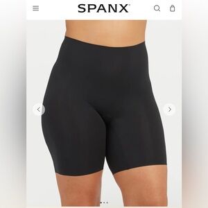 🔥 BNWT Spanx Assets Women's Black Shorts shapewear